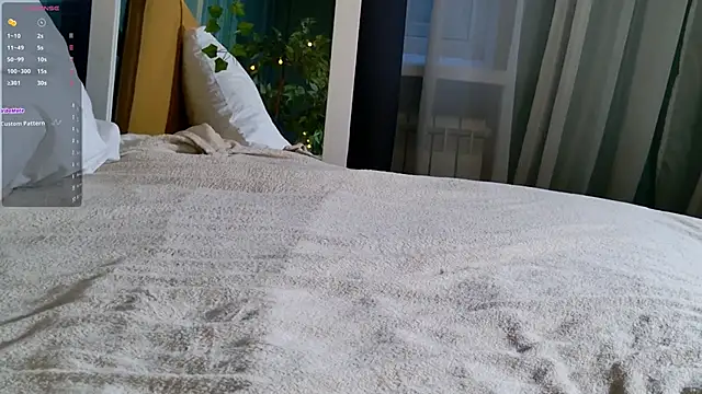 SunnyRisha online show from October 2025 05:06:01 AM