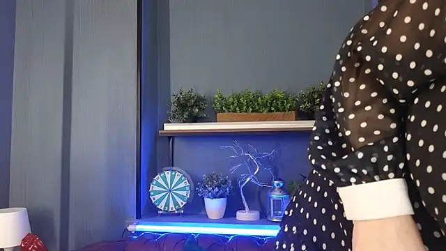 Snapshot of JesiaFoxi chatting on January 2025 06:30:01 PM JesiaFoxi online show from January 2025 06:30:01 PM