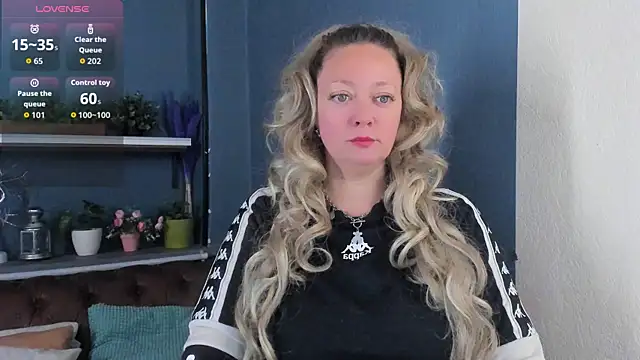 JesiaFoxi online show from October 2025 11:17:01 AM