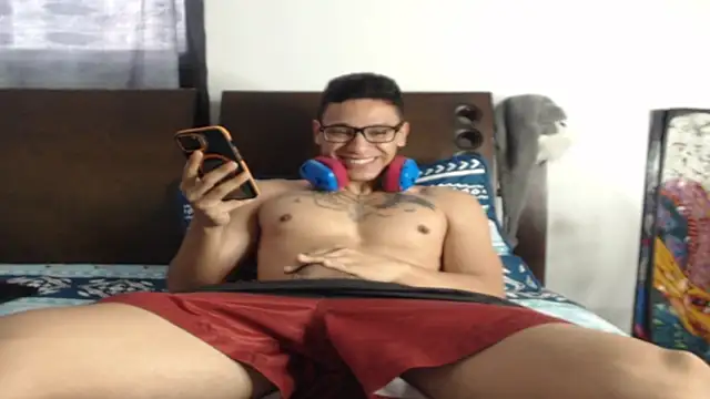 Tobicutee online show from February 2026 04:10:02 PM