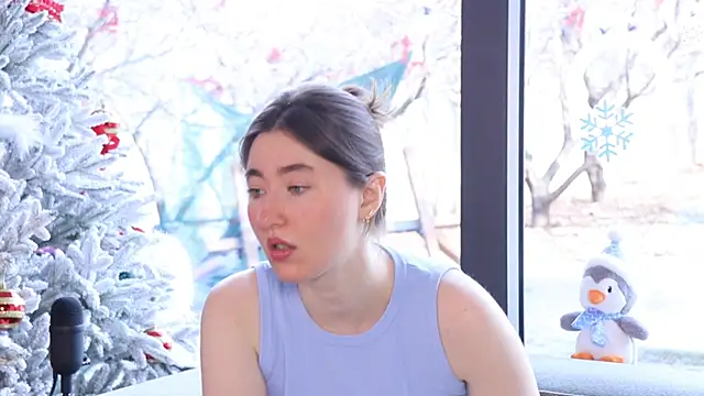 GentleSparkMay online show from December 2024 09:28:02 AM