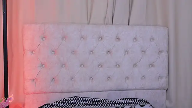 ashleyvalirya online show from December 2024 03:58:02 AM