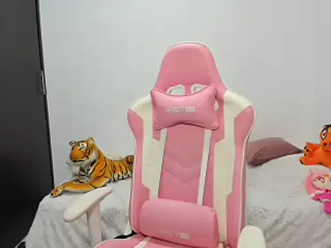 saori 9b online show from January 2025 11:22:02 PM