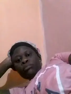 Snapshot of ZIPORA07 chatting on February 2025 11:46:02 PM ZIPORA07 online show from February 2025 11:46:02 PM