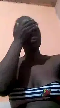 Snapshot of ZIPORA07 chatting on February 2025 12:49:01 AM ZIPORA07 online show from February 2025 12:49:01 AM