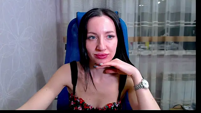 Snapshot of RailyMellow chatting on February 2025 07:04:01 PM RailyMellow online show from February 2025 07:04:01 PM