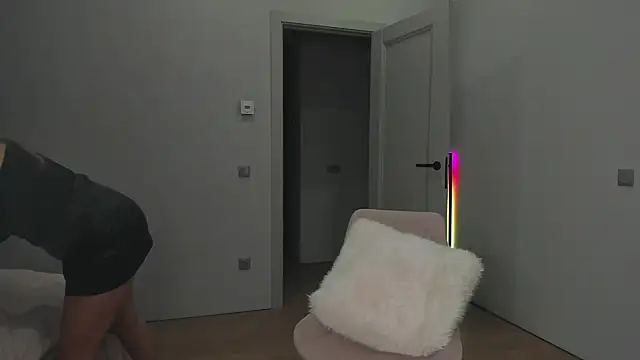  cometoseeme  online show from November 2025 11:29:01 PM