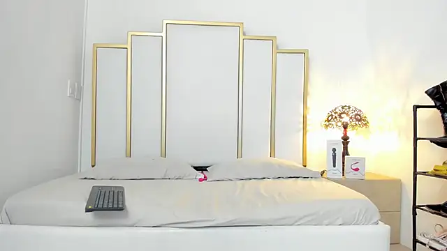 Snapshot of Abycollins chatting on September 2025 05:07:01 AM Abycollins online show from September 2025 05:07:01 AM