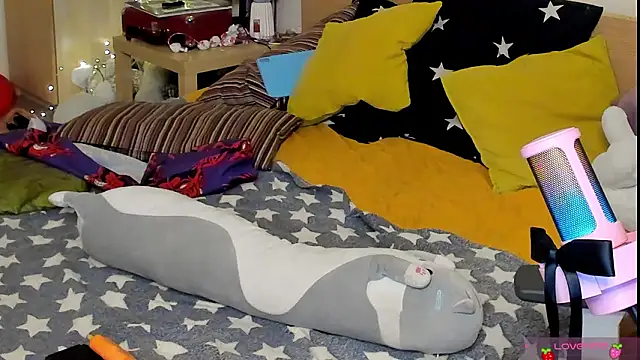 Sunny Elly online show from March 2026 08:35:02 PM