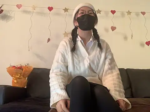 Snapshot of Angels1-2-3-4-5 chatting on February 2025 01:06:01 PM Angels1-2-3-4-5 online show from February 2025 01:06:01 PM