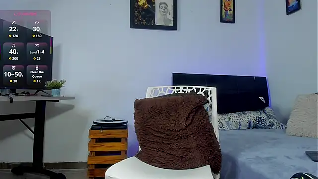 cristofer 988 online show from January 2026 03:20:02 AM