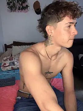 cristofer 988 online show from March 2026 08:05:01 PM