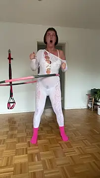 NatiLove35 online show from April 2026 06:40:02 AM