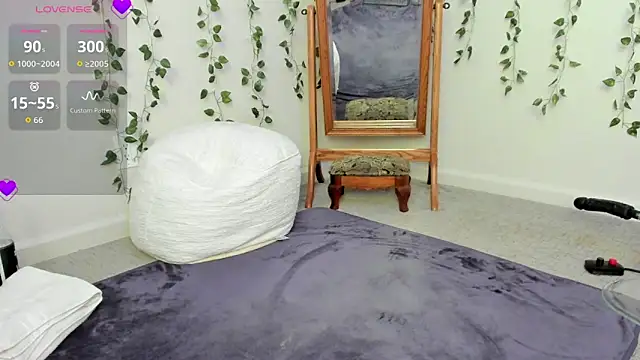 Peaches N Kreme online show from April 2026 11:54:02 PM