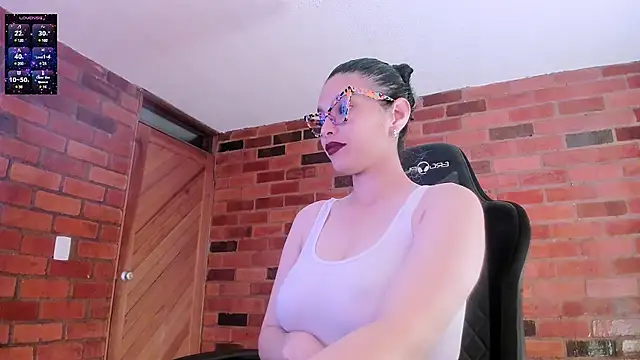 Snapshot of paulinabarnett- chatting on December 2024 12:33:01 AM paulinabarnett- online show from December 2024 12:33:01 AM