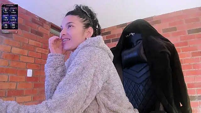 Snapshot of paulinabarnett- chatting on January 2025 01:59:02 AM paulinabarnett- online show from January 2025 01:59:02 AM