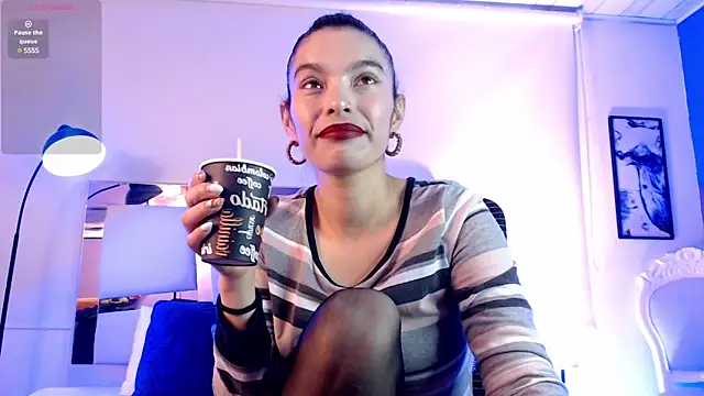 Snapshot of paulinabarnett- chatting on March 2025 12:12:01 PM paulinabarnett- online show from March 2025 12:12:01 PM