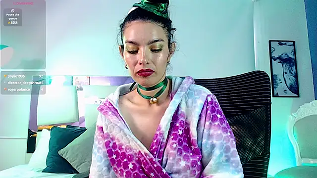 Snapshot of paulinabarnett- chatting on March 2025 03:18:02 PM paulinabarnett- online show from March 2025 03:18:02 PM