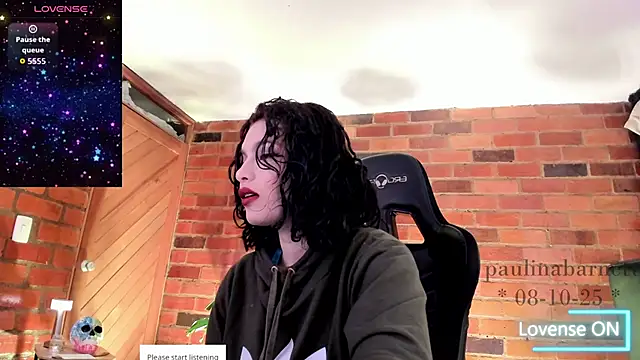 Snapshot of paulinabarnett- chatting on October 2025 09:51:02 AM paulinabarnett- online show from October 2025 09:51:02 AM