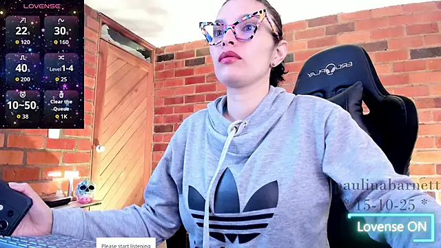 Snapshot of paulinabarnett- chatting on October 2025 02:50:01 PM paulinabarnett- online show from October 2025 02:50:01 PM