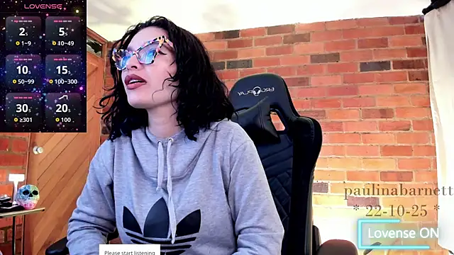 Snapshot of paulinabarnett- chatting on October 2025 03:12:01 PM paulinabarnett- online show from October 2025 03:12:01 PM