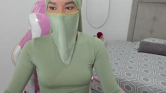 Hanaa latif online show from December 2024 03:24:02 PM