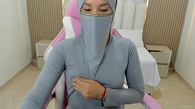 Hanaa latif online show from February 2025 02:58:01 PM