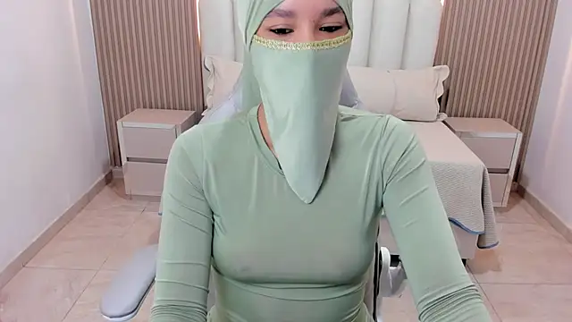 Hanaa latif online show from March 2025 12:01:02 PM