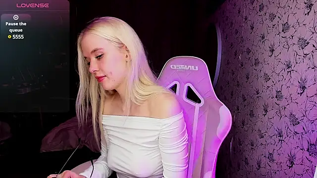 Healing  girl online show from February 2025 09:52:02 AM