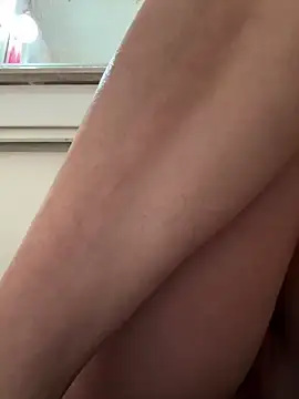 hotNReady6969 online show from September 2025 03:05:01 AM