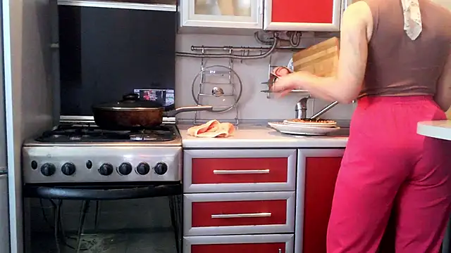 Snapshot of Kashtanka_ chatting on October 2025 10:38:02 AM Kashtanka online show from October 2025 10:38:02 AM