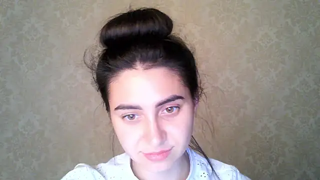 Snapshot of Kashtanka_ chatting on October 2025 07:42:02 PM Kashtanka online show from October 2025 07:42:02 PM