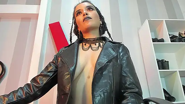 MeliizaQueen online show from February 2025 12:06:02 AM