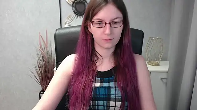 emmaxDelight online show from January 2025 06:46:01 AM