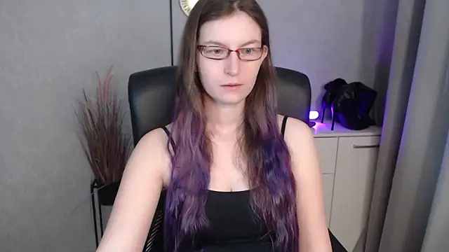 emmaxDelight online show from October 2025 05:17:02 AM