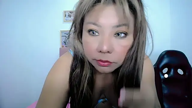 Snapshot of victoria_love89 chatting on January 2025 08:46:02 AM victoria love89 online show from January 2025 08:46:02 AM