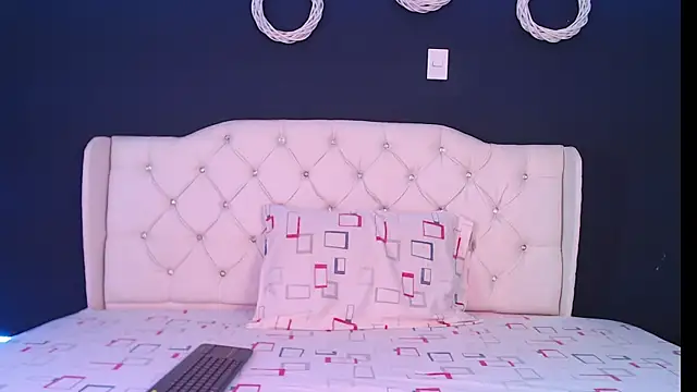 zoe jones13 online show from December 2024 11:53:01 AM