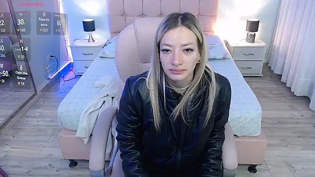 zoe jones13 online show from November 2025 03:30:02 AM