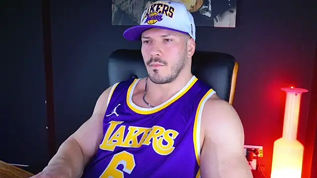 AngeloEric online show from December 2024 04:21:02 PM