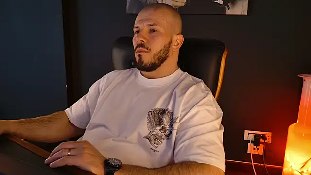 AngeloEric online show from February 2026 11:37:01 AM