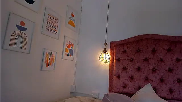 aprill21  online show from December 2024 01:46:01 PM