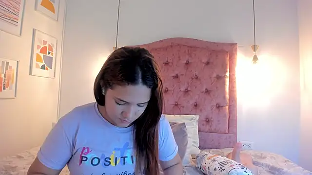 aprill21  online show from December 2024 02:11:02 PM