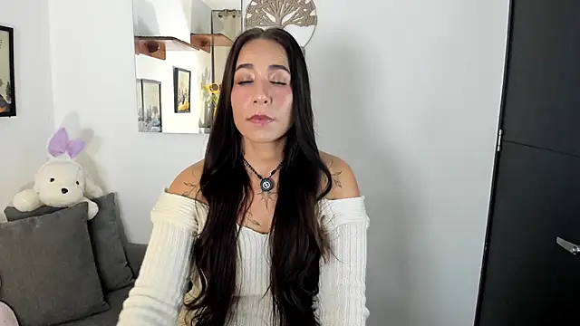 electra hunt online show from April 2026 12:56:01 AM