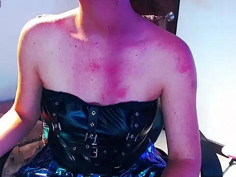 AliciaChelios online show from May 2026 11:11:01 PM