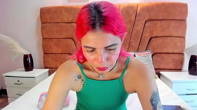 Snapshot of NIKI_SANTANA chatting on January 2025 07:53:02 PM NIKI SANTANA online show from January 2025 07:53:02 PM