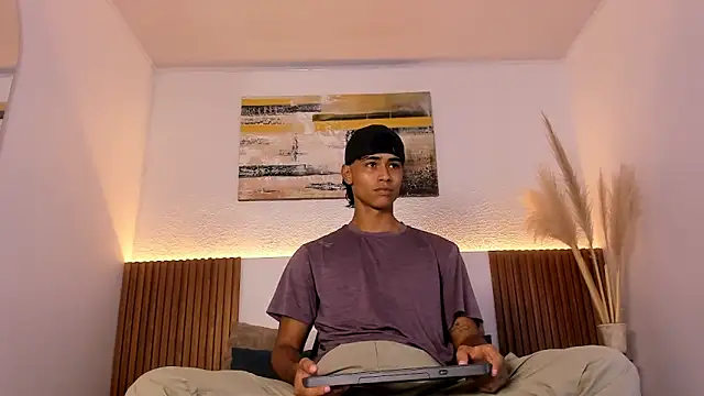 zander 2120 online show from October 2025 01:18:01 PM