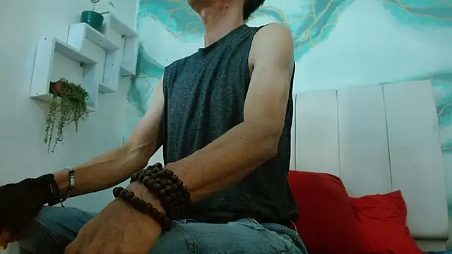 laye19 online show from January 2025 01:31:02 PM