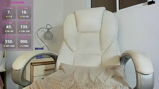 JenyWells online show from December 2024 09:44:02 AM