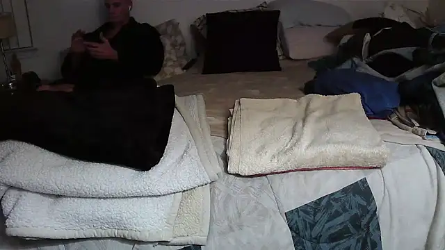 Hand69someguy online show from November 2025 10:58:01 AM