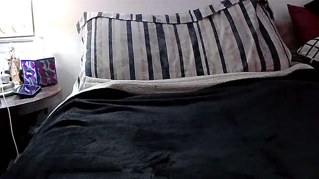 Hand69someguy online show from April 2026 01:30:01 AM